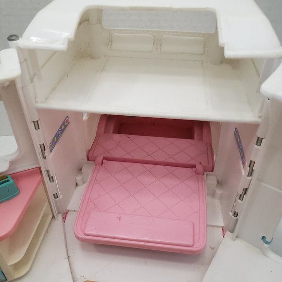 Vintage Fisher Price RV Loving Family Vacation Camper 1998 90s Y2K 2000 - Picture 16 of 16